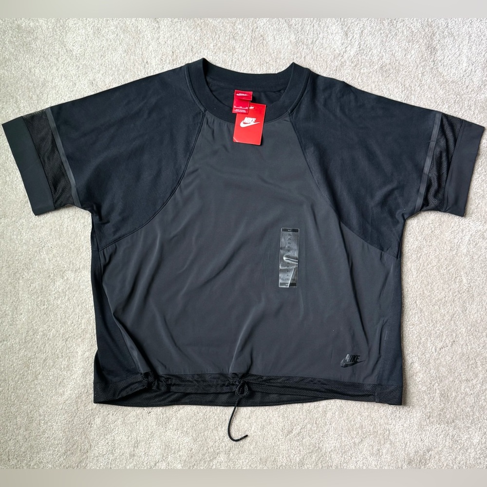 Nike Women's Athleisure Shirt Blouse Top - Black - Size XL  - NWT